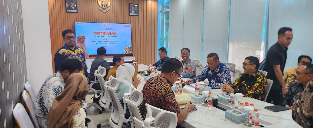 PENYERAHAN HASIL PEMERIKSAAN BPK-RI ATAS LKPD PEMDA KATINGAN TAHUN 2024 MERAIH OPINI WTP